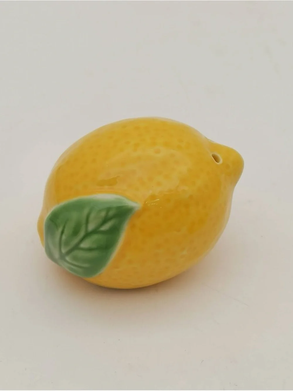 Ceramic Lemon Salt and Pepper Shaker Set with Green Tray
